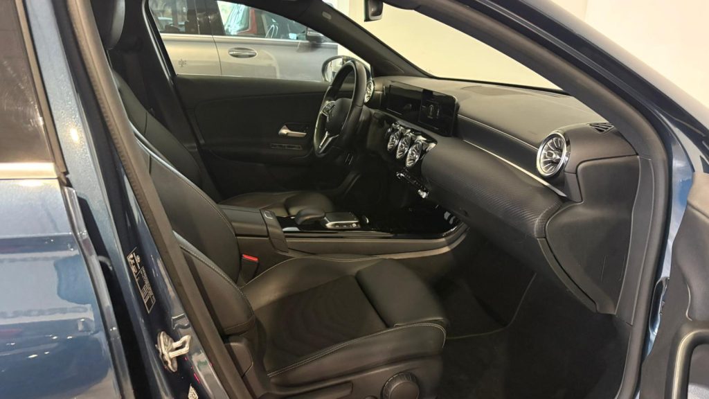 MERCEDES-BENZ A 250 e Automatic EQ-Power Business IVA ESPOSTA - 15