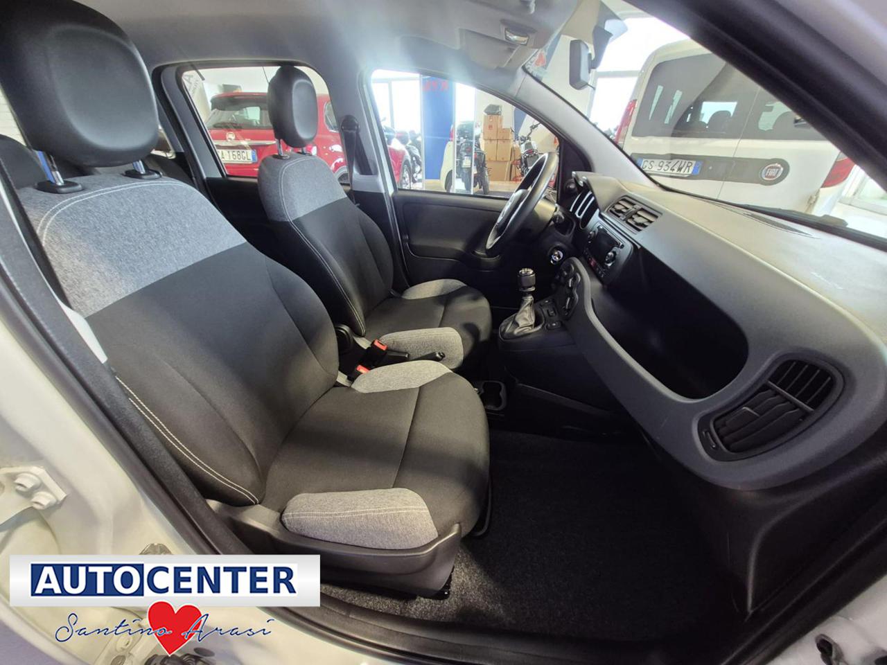 FIAT Panda 1.0 FireFly S&S Hybrid - 11