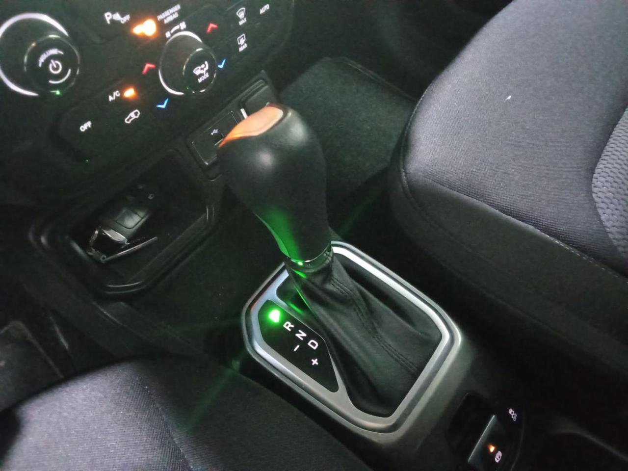 JEEP Renegade 1.3 T4 DDCT Limited Full Packs - 14