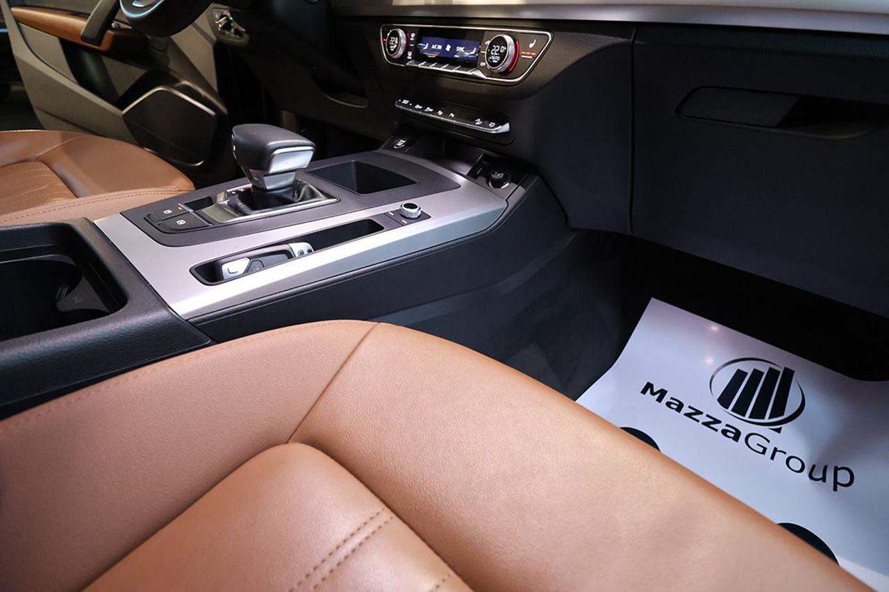 AUDI Q5 40 TDI Quattro S-Tronic Business - 40