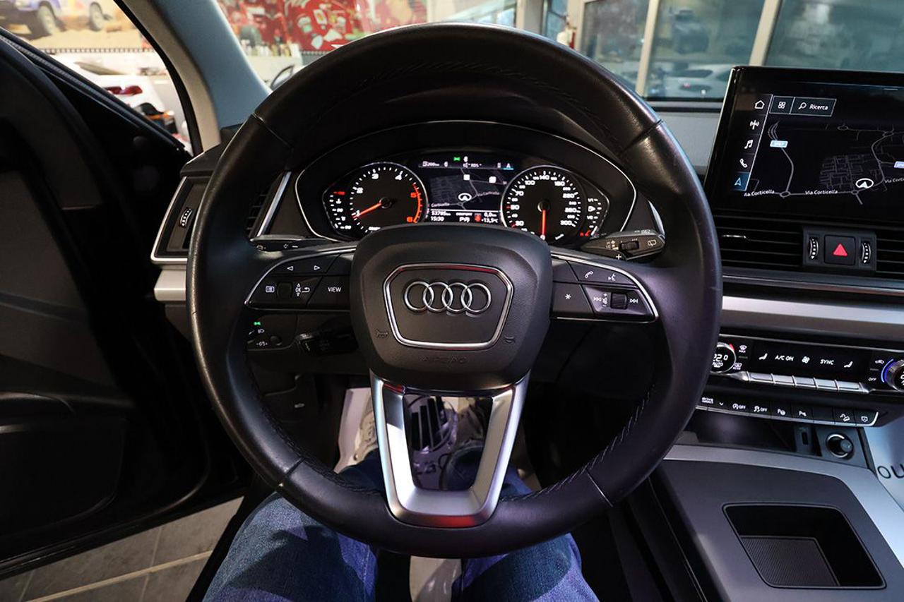 AUDI Q5 40 TDI Quattro S-Tronic Business - 21