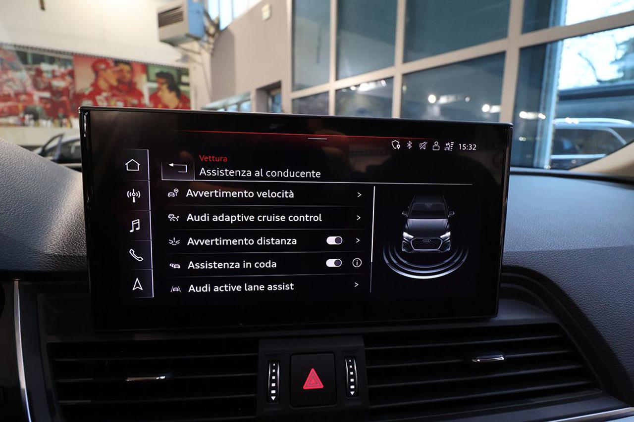 AUDI Q5 40 TDI Quattro S-Tronic Business - 33