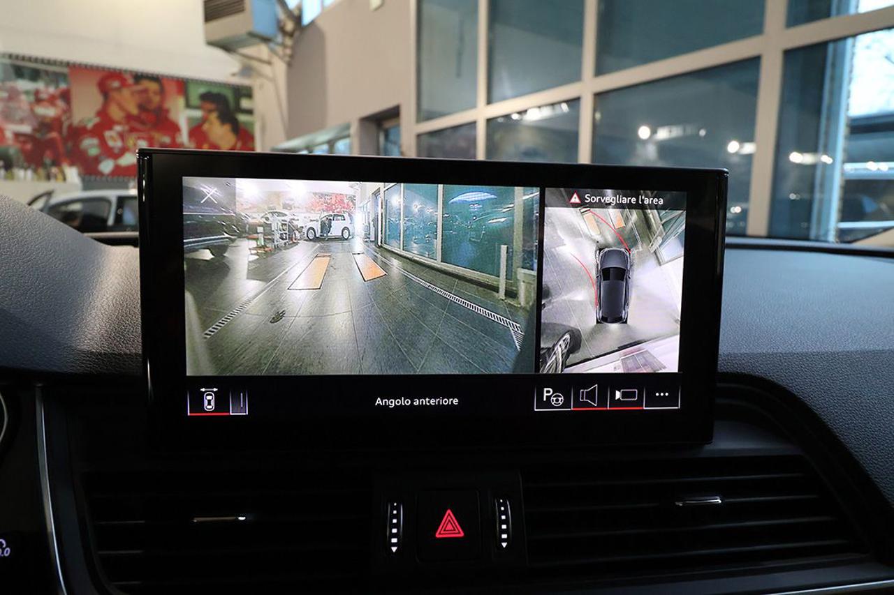 AUDI Q5 40 TDI Quattro S-Tronic Business - 28