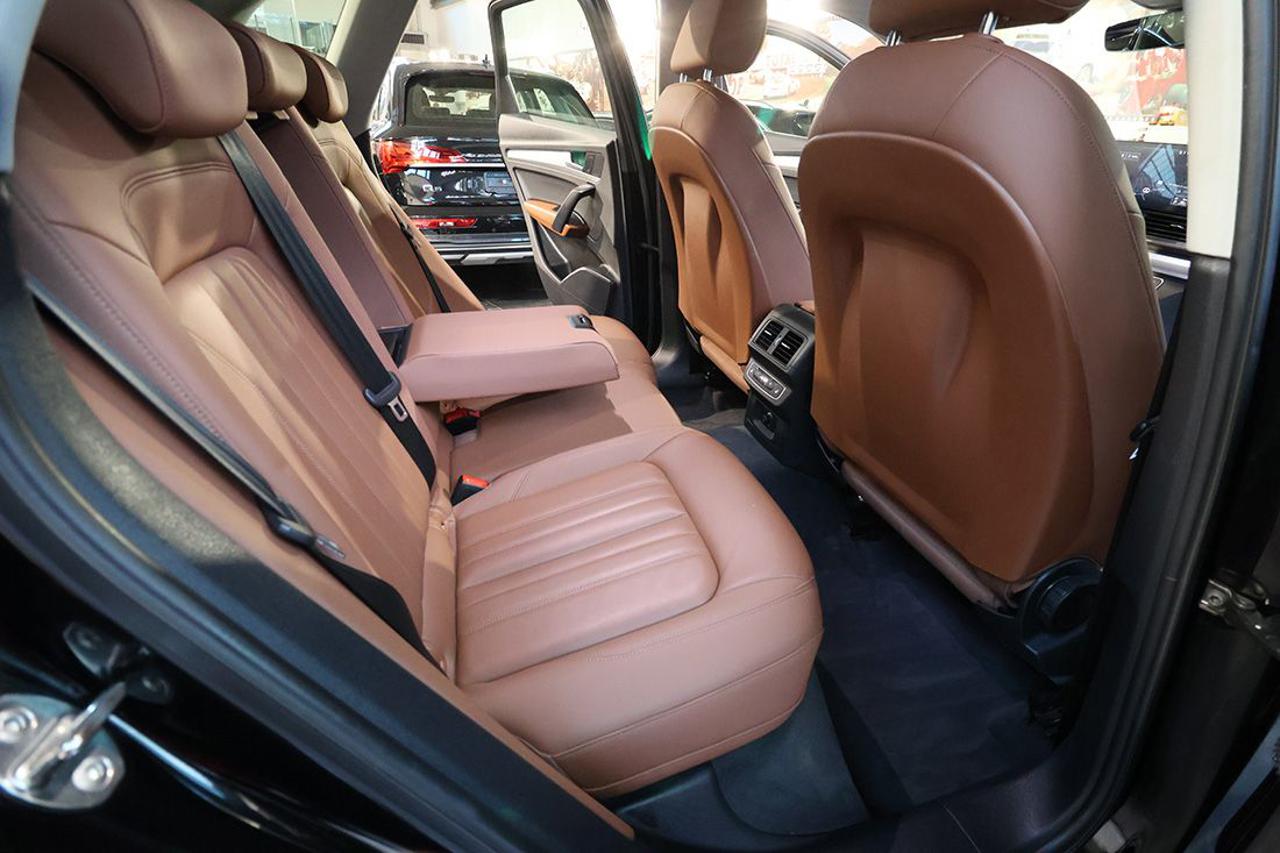 AUDI Q5 40 TDI Quattro S-Tronic Business - 19