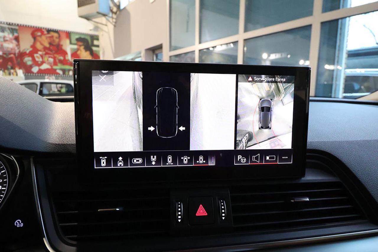 AUDI Q5 40 TDI Quattro S-Tronic Business - 27