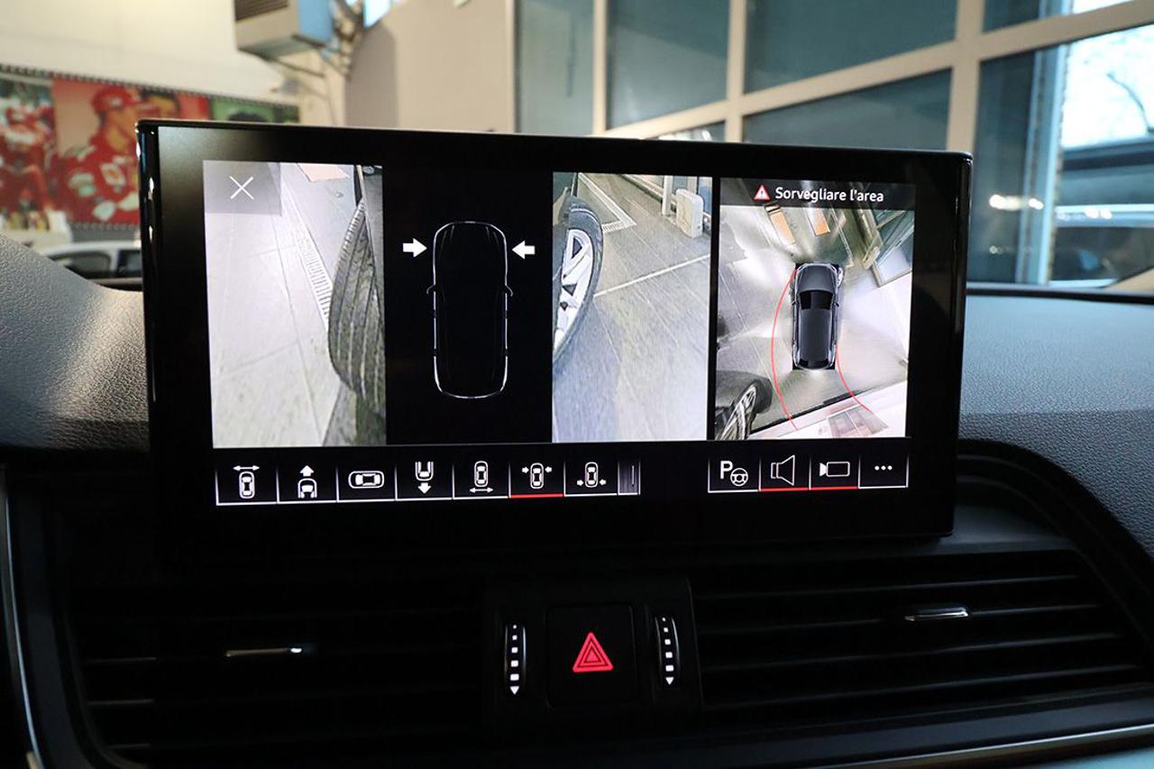 AUDI Q5 40 TDI Quattro S-Tronic Business - 26