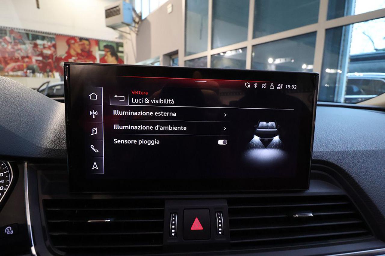 AUDI Q5 40 TDI Quattro S-Tronic Business - 32