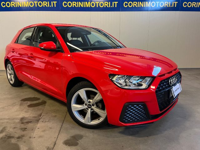 AUDI A1 Rosso perlato
