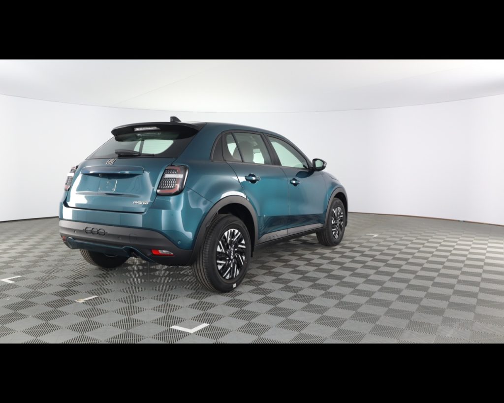 FIAT 600 POP 1.2 Hybrid 100cv - 8