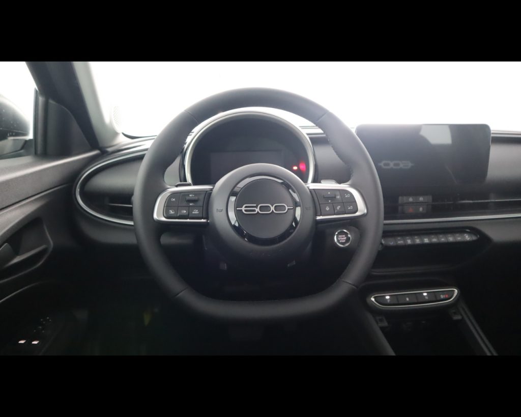 FIAT 600 POP 1.2 Hybrid 100cv - 14