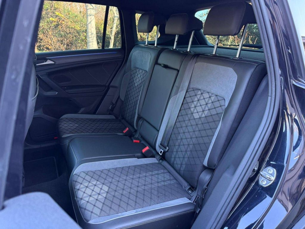 VOLKSWAGEN Tiguan 2021 1.5 tsi R-Line 150cv dsg IVA ESPOSTA - 9