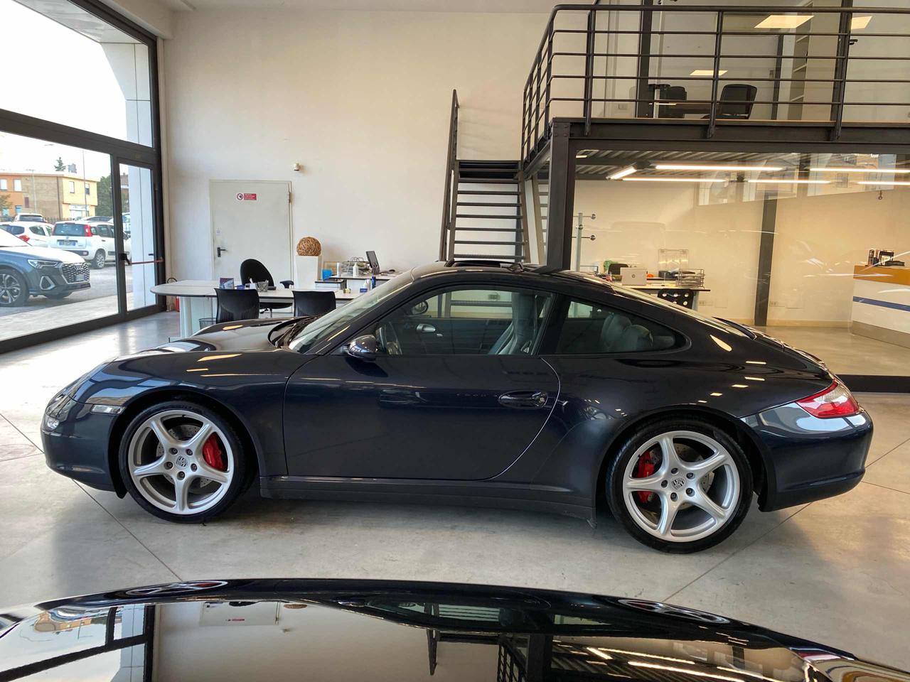 PORSCHE 911 Carrera 4S Coupé - 6