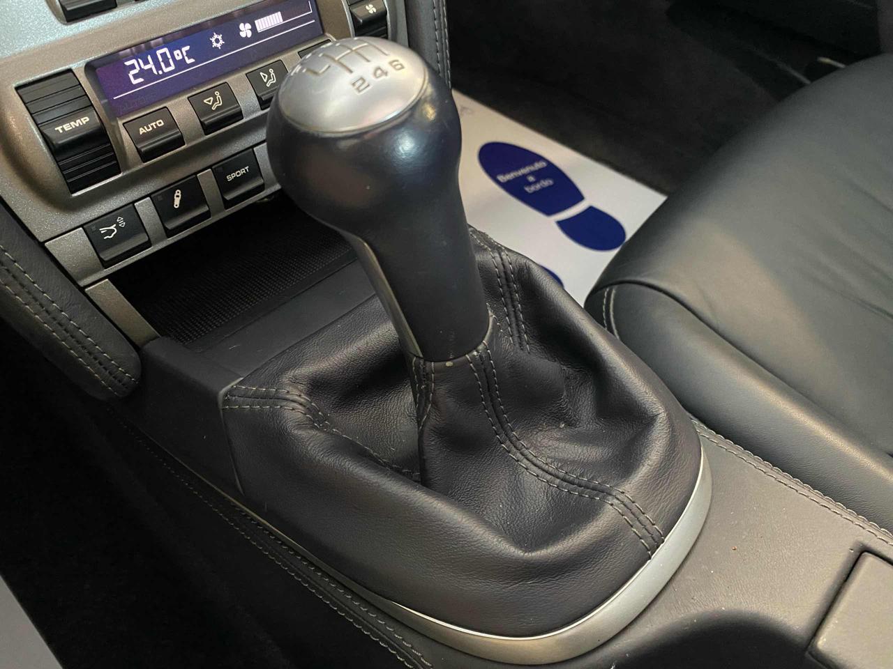 PORSCHE 911 Carrera 4S Coupé - 8