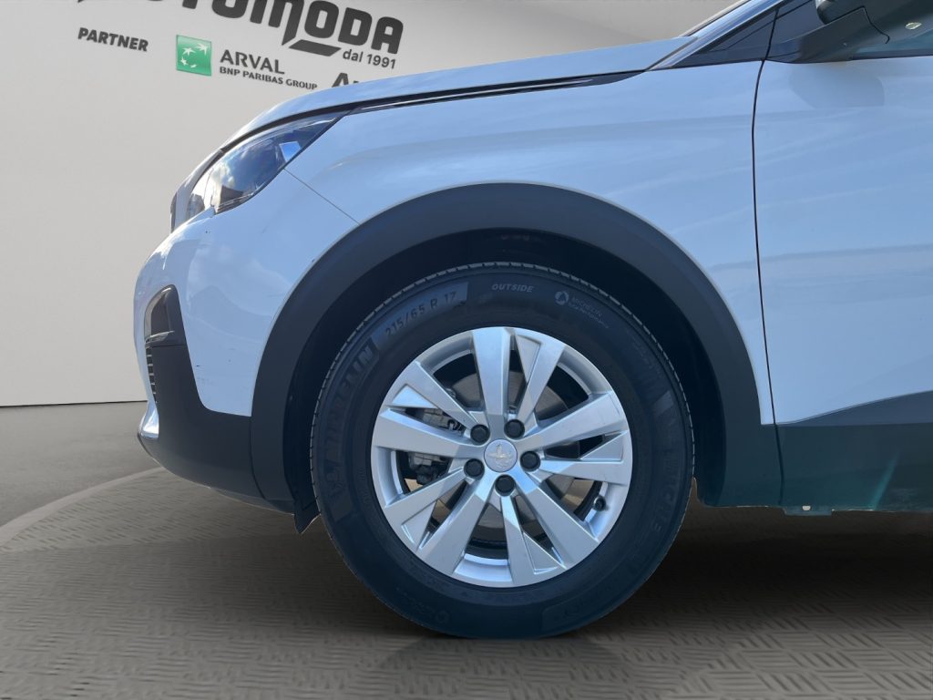 PEUGEOT 3008 1.5HDi 130 AUTOCARRO N1 - 17