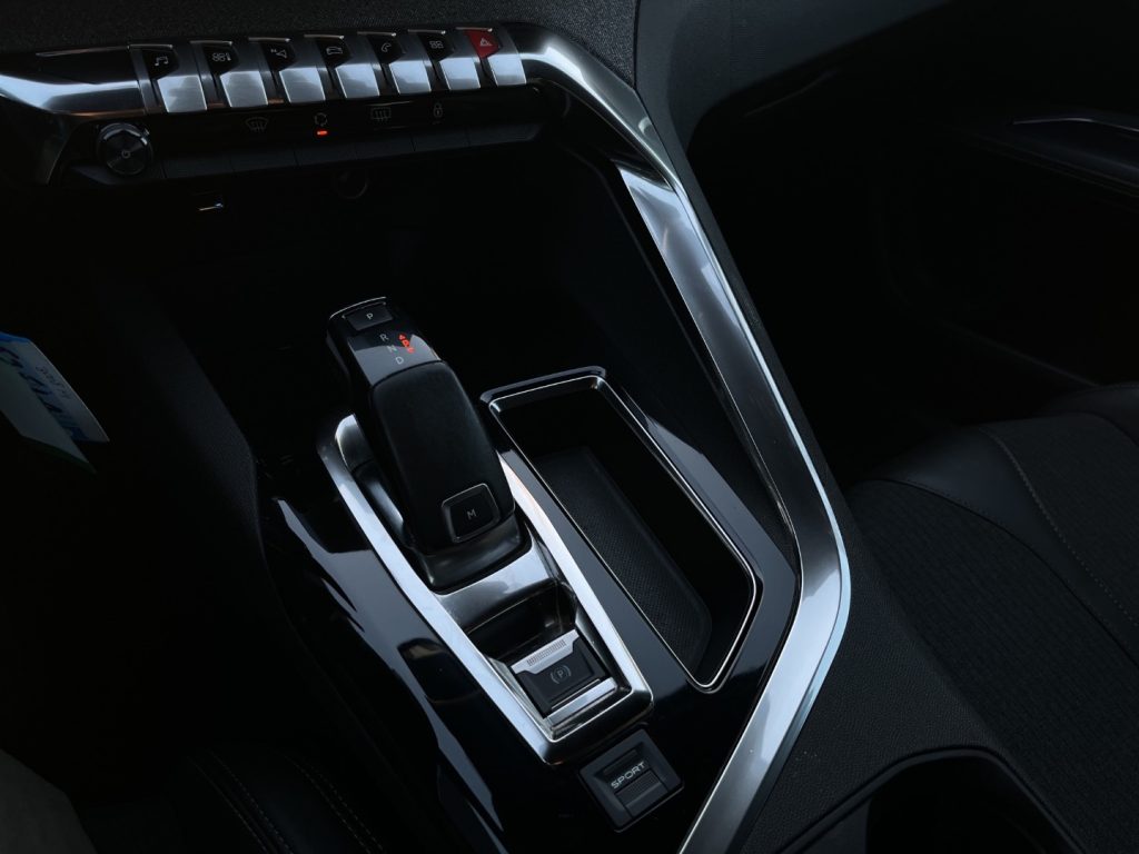 PEUGEOT 3008 1.5HDI GT Line AUTOCARRO N1 - 14