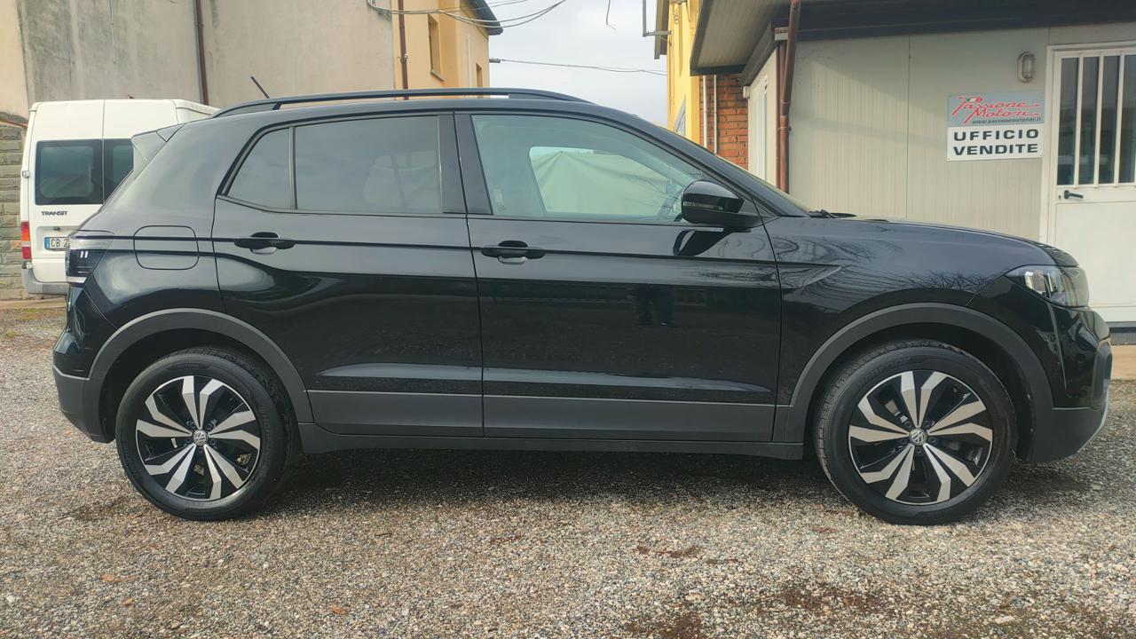 VOLKSWAGEN T-Cross 1.0 TSI 95 CV Business BENZINA - 24