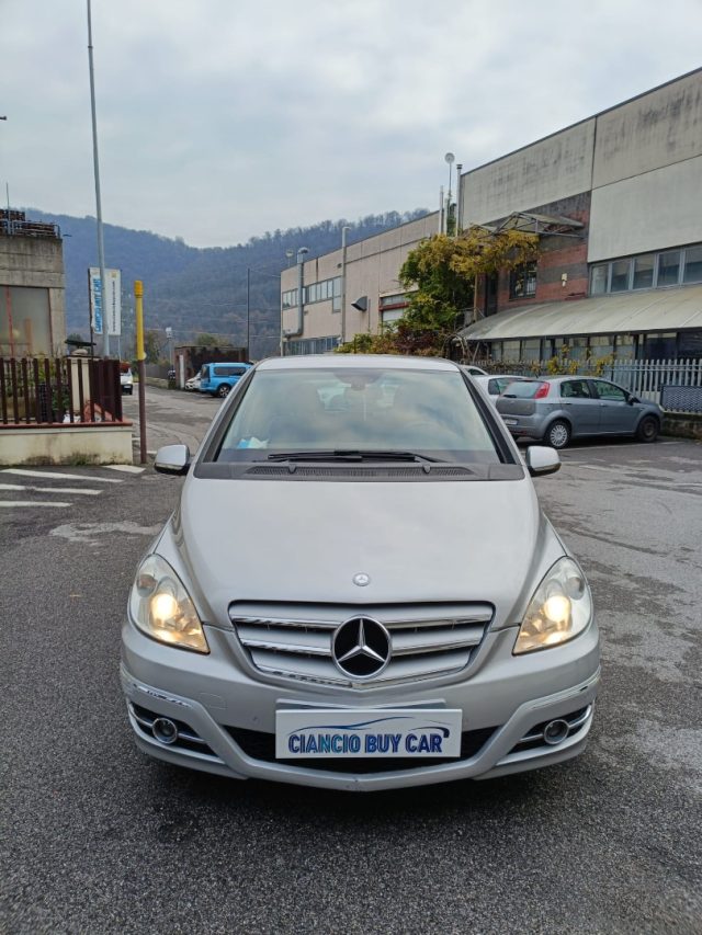 MERCEDES-BENZ B 180 Grigio metallizzato