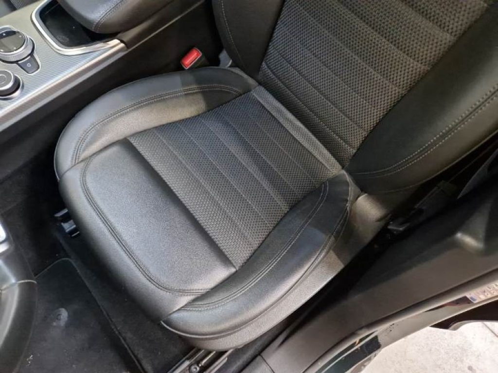 ALFA ROMEO Stelvio 2.2 d Q4 190 CV AT8 Navi Sprint - 9