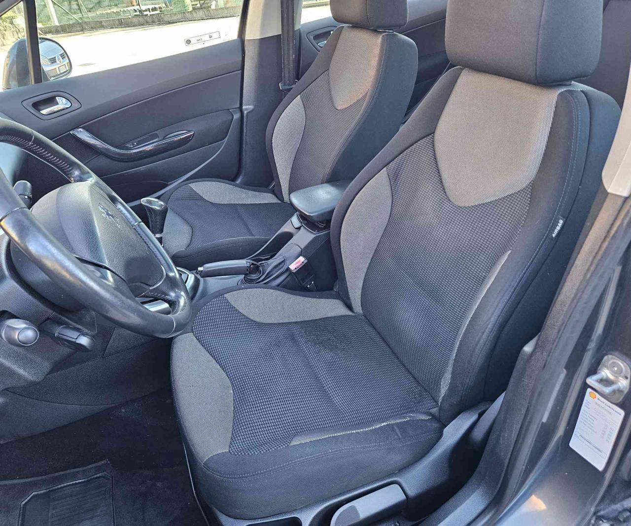 PEUGEOT 308 1.6 THP 156CV 5p. Féline - 14