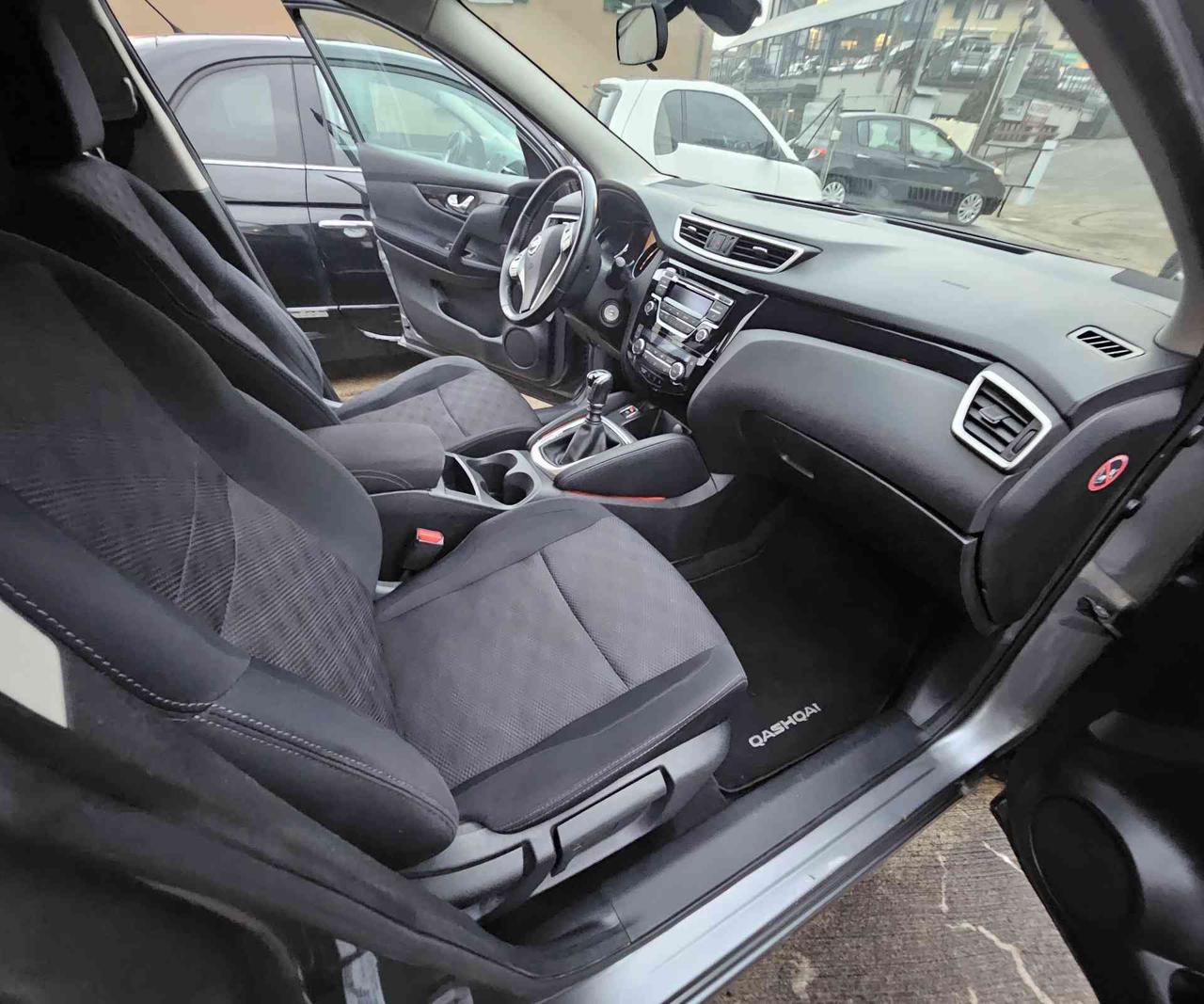 NISSAN Qashqai 1.2 DIG-T Tekna - 11