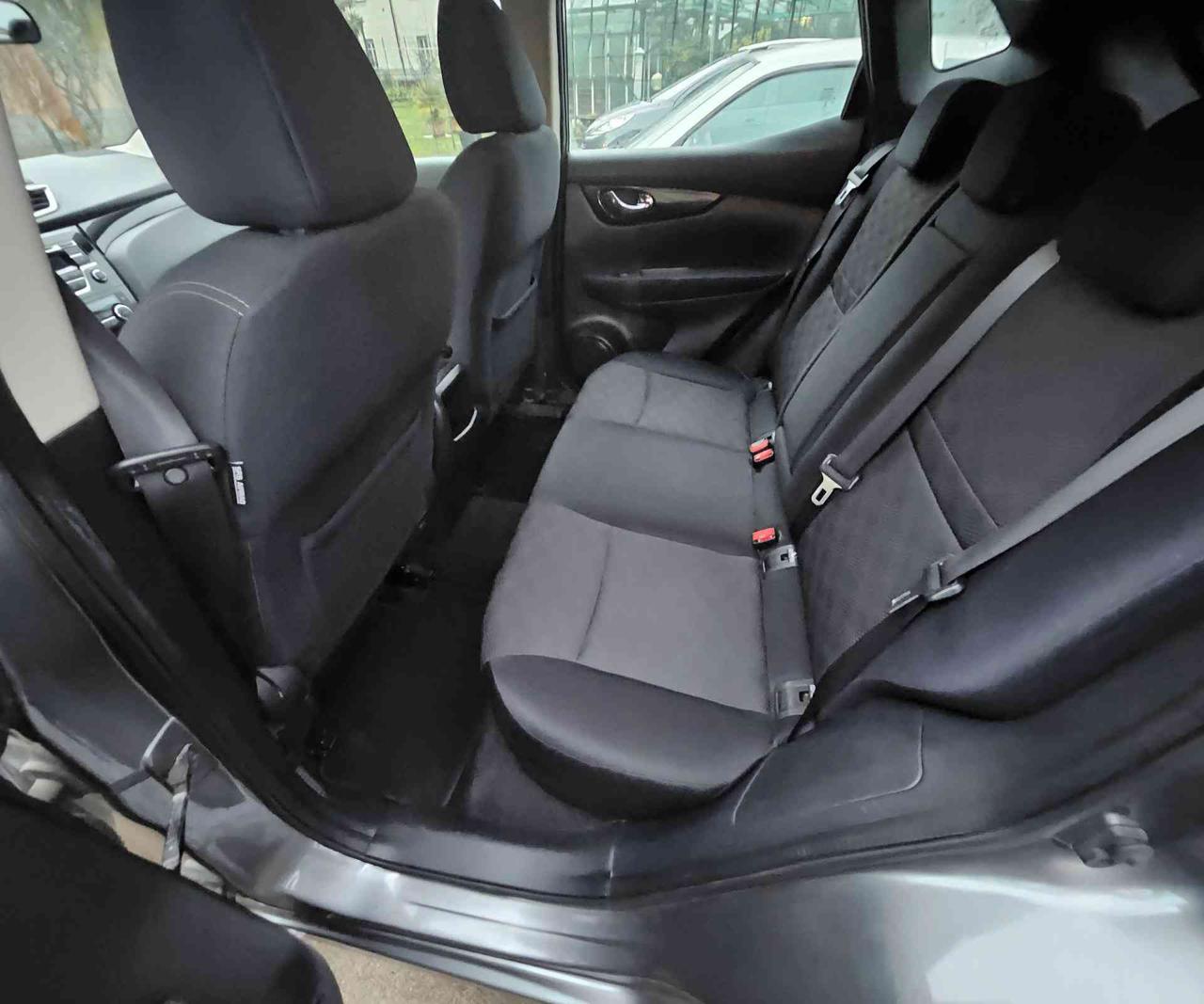 NISSAN Qashqai 1.2 DIG-T Tekna - 10