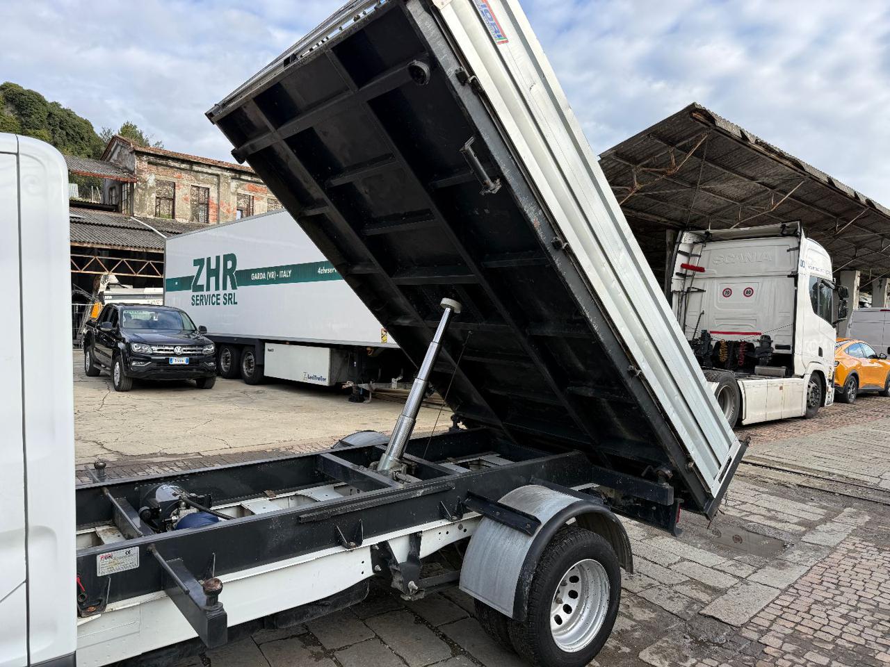 FORD Transit 310 2.0TDCi EcoBlue 130CV  RIBALTABILE TRILATERALE - 18