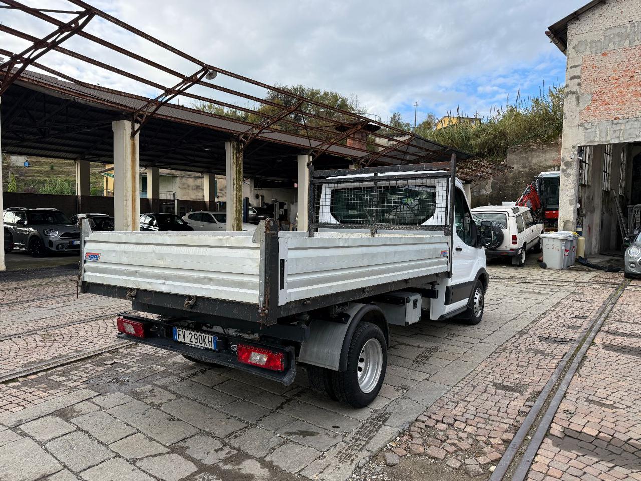 FORD Transit 310 2.0TDCi EcoBlue 130CV  RIBALTABILE TRILATERALE - 9