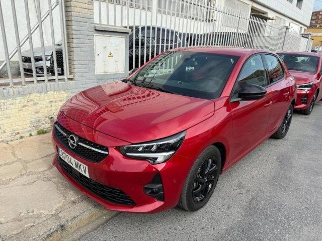 OPEL Corsa Rosso pastello