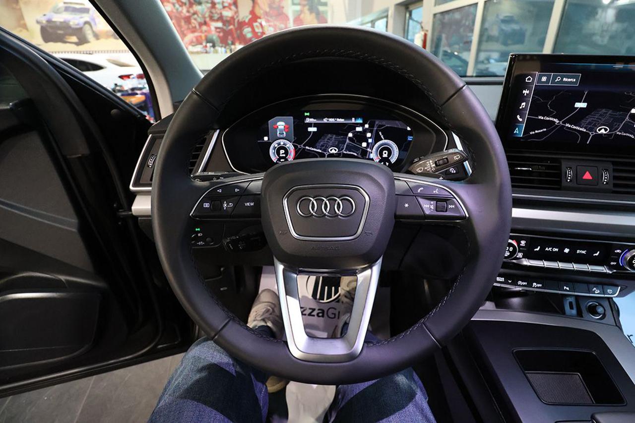 AUDI Q5 40 TDI Quattro S-Tronic Business Advanced - 21