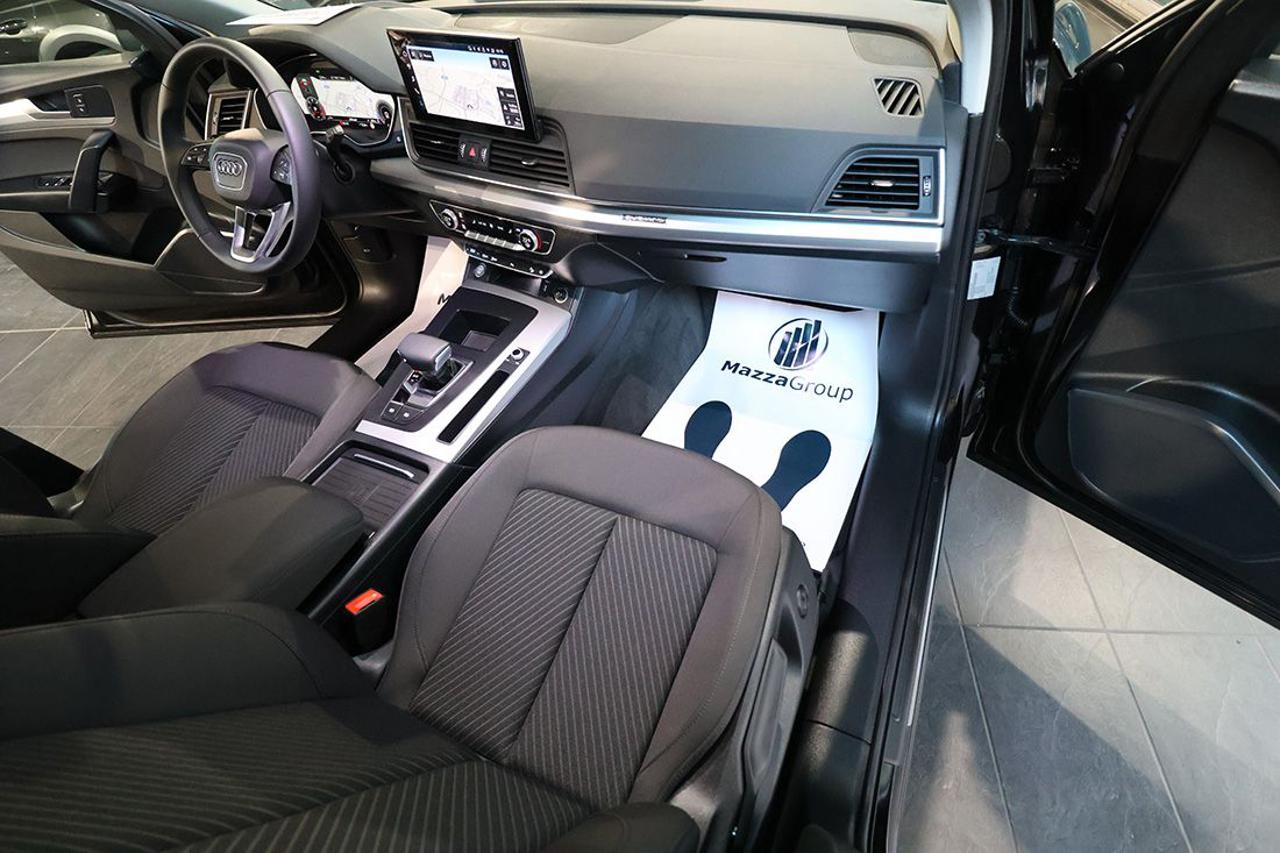 AUDI Q5 40 TDI Quattro S-Tronic Business Advanced - 16