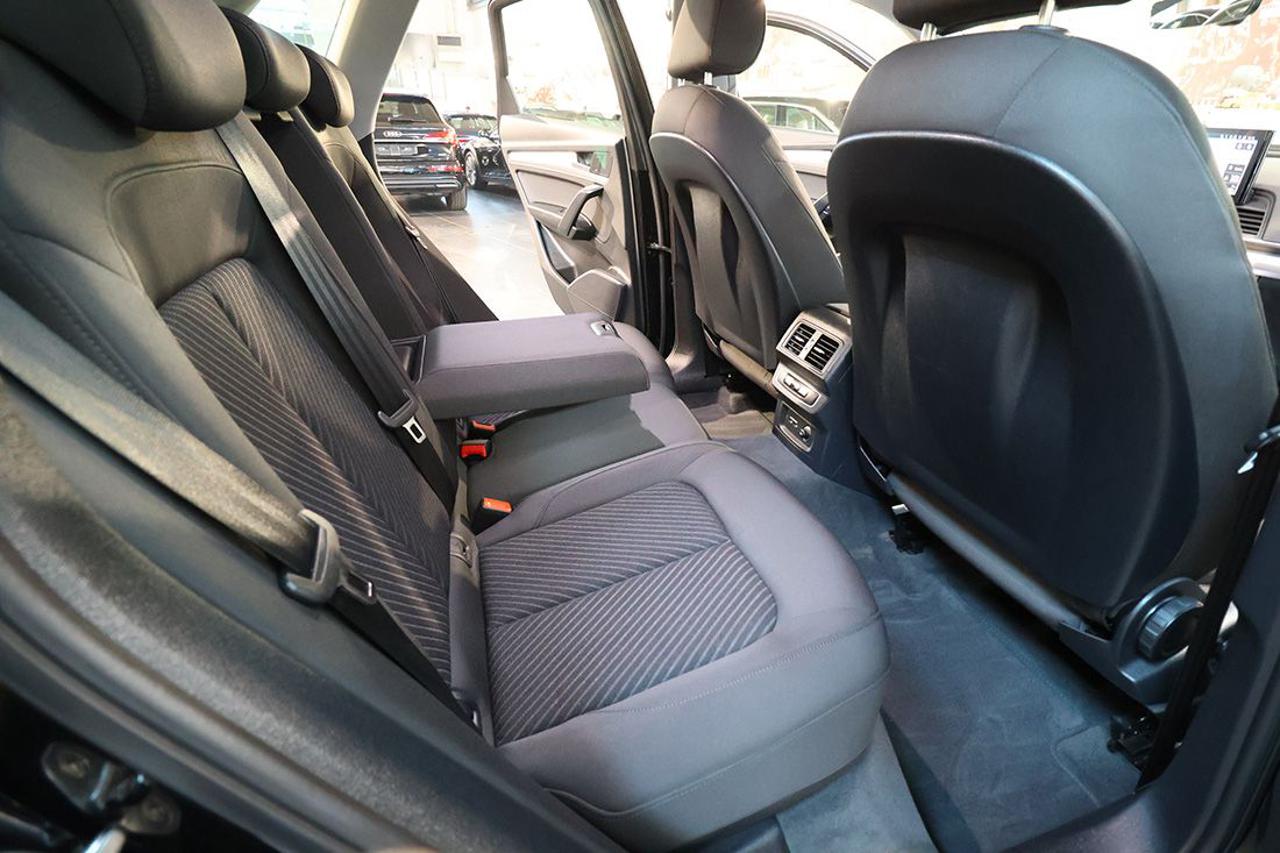 AUDI Q5 40 TDI Quattro S-Tronic Business Advanced - 19