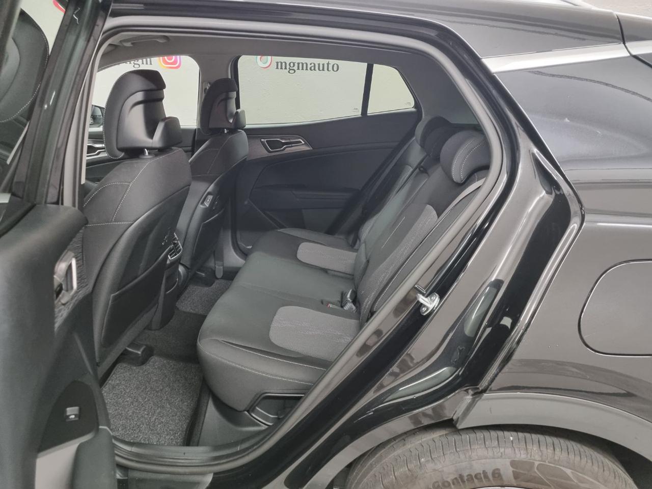 KIA Sportage 1.6 TGDi HEV AT STYLE - 9