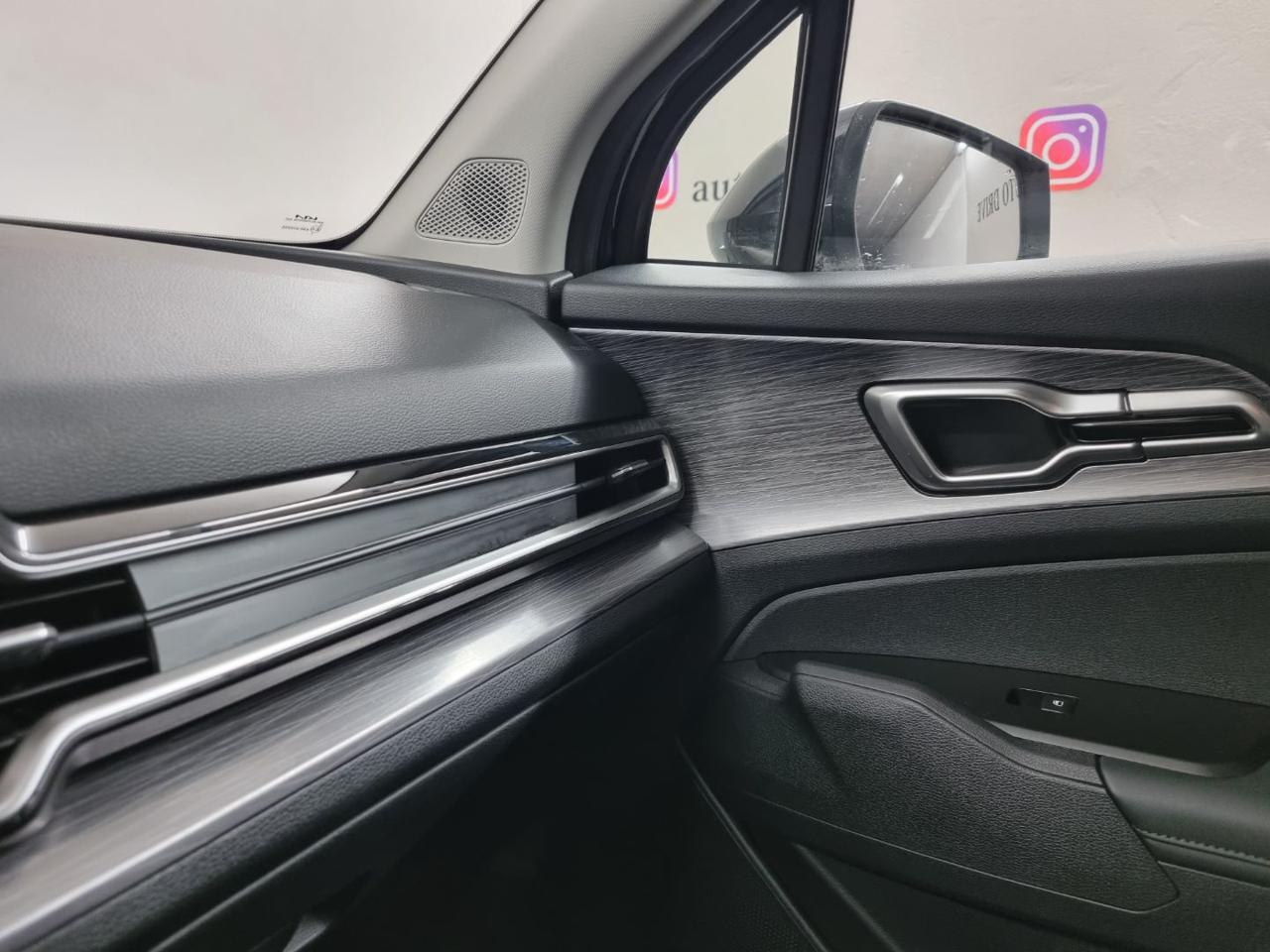 KIA Sportage 1.6 TGDi HEV AT STYLE - 29