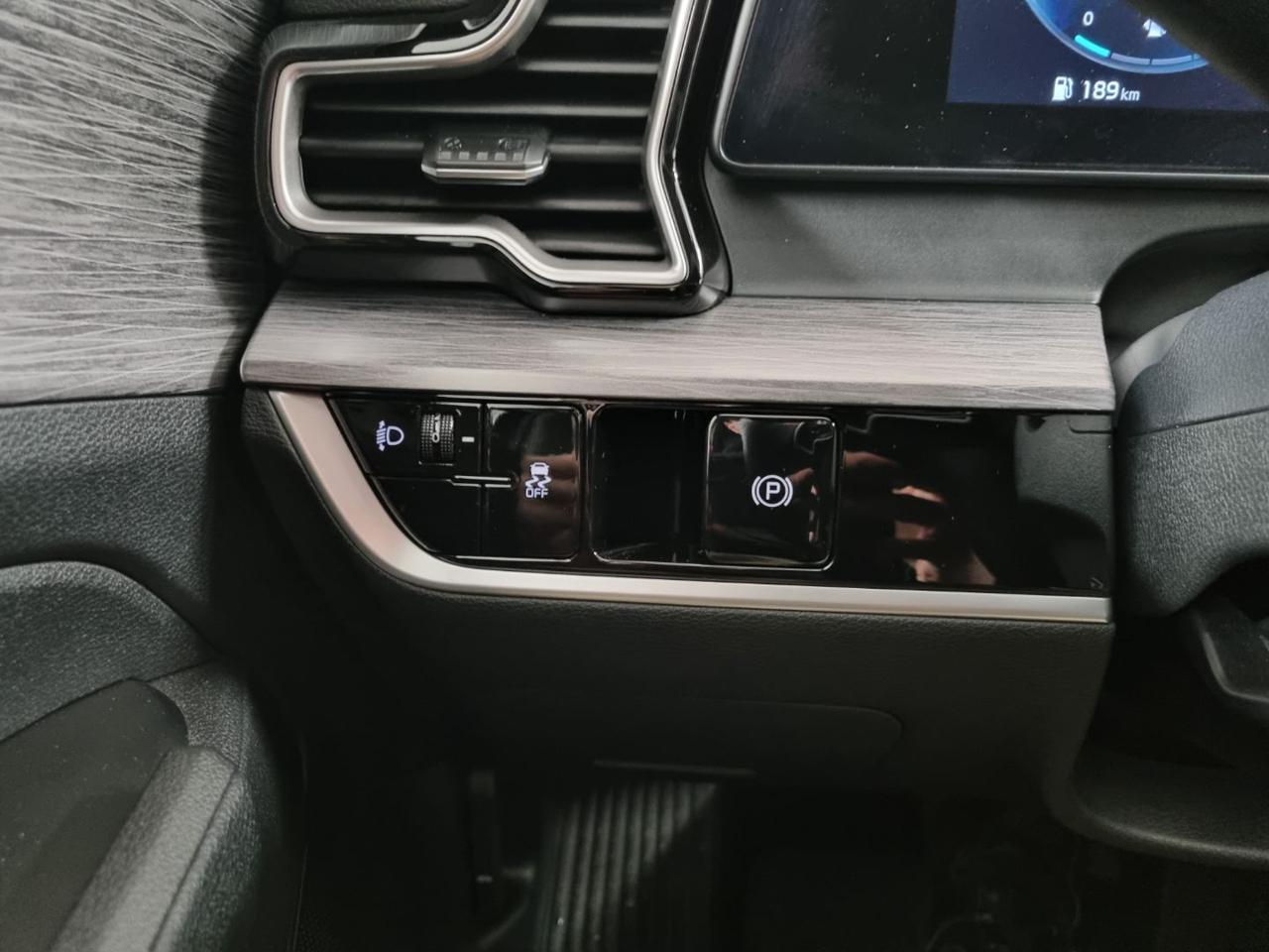 KIA Sportage 1.6 TGDi HEV AT STYLE - 14