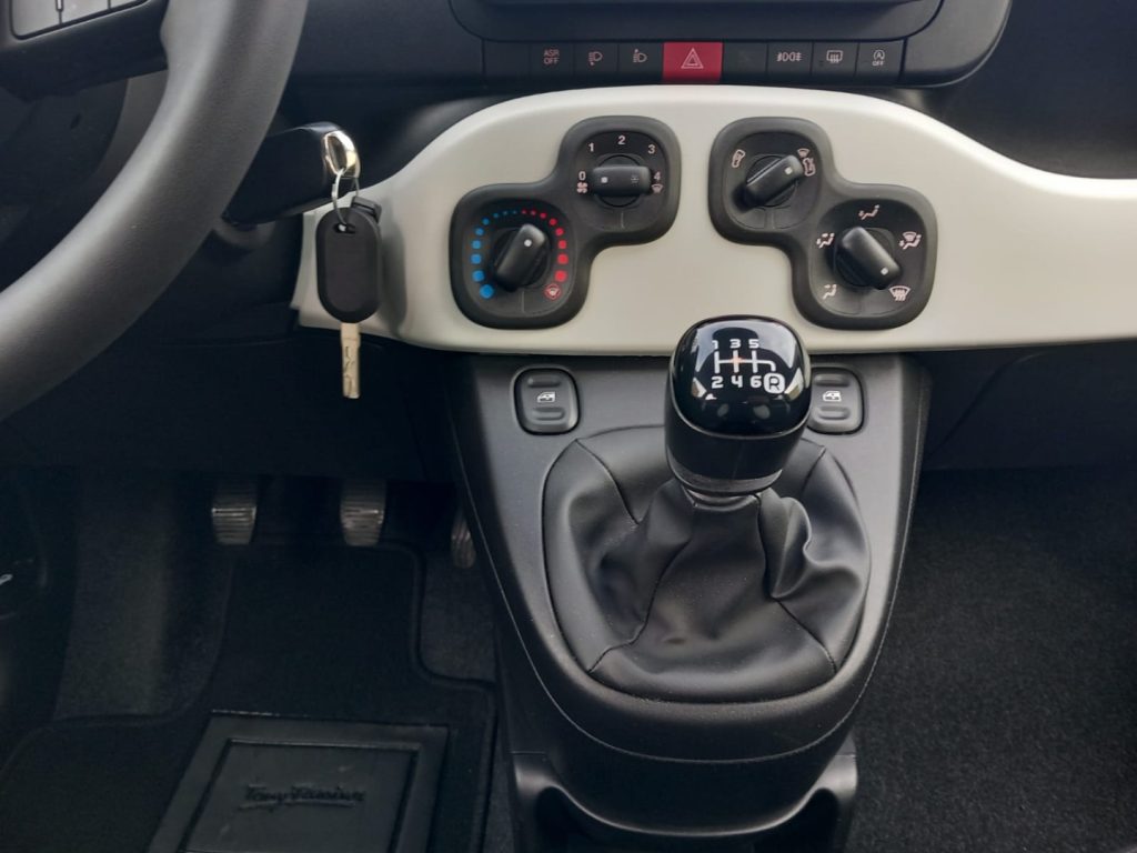 FIAT Panda 1.0 FireFly S&S Hybrid Pandina - 21