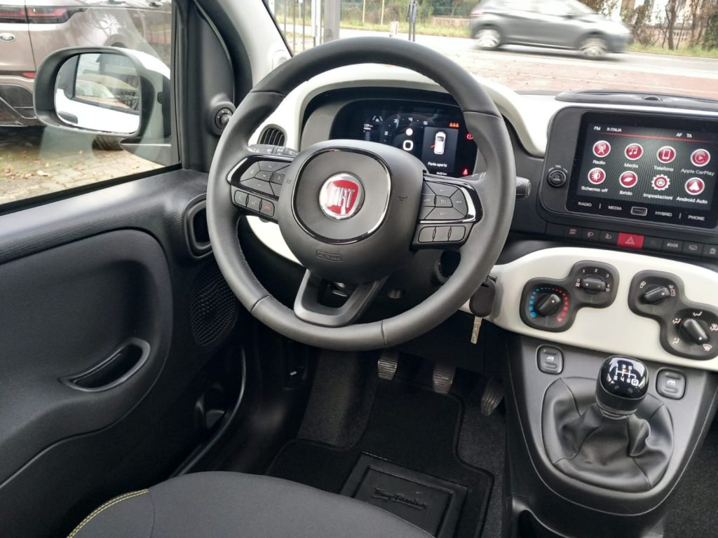FIAT Panda 1.0 FireFly S&S Hybrid Pandina - 22
