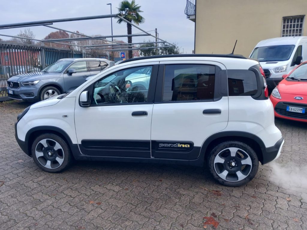 FIAT Panda 1.0 FireFly S&S Hybrid Pandina - 3