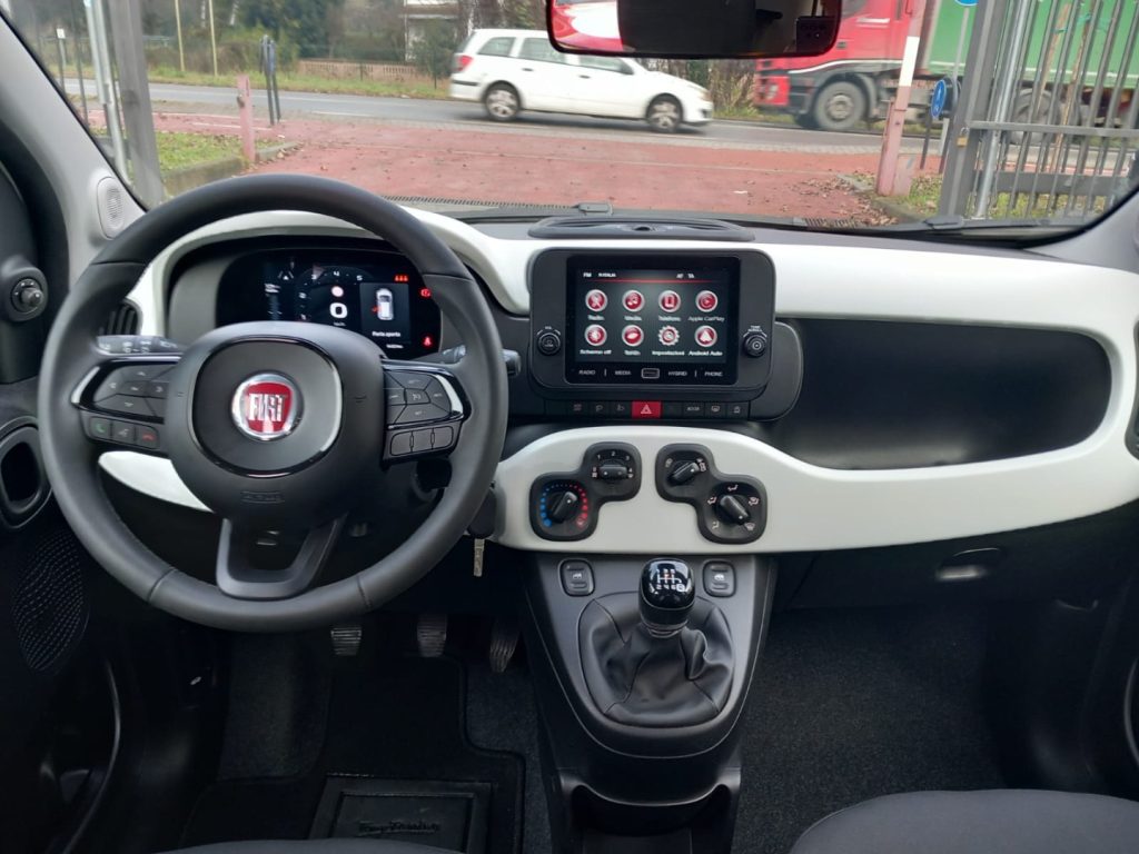 FIAT Panda 1.0 FireFly S&S Hybrid Pandina - 18