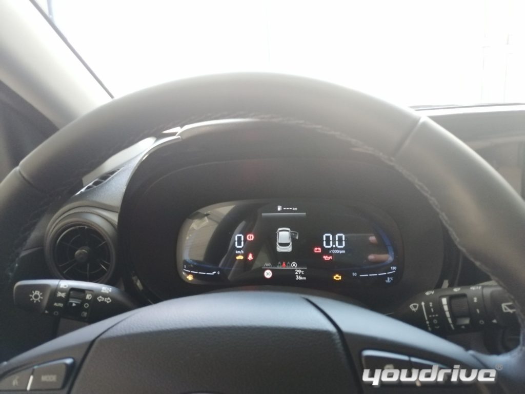 HYUNDAI i10 / 1.0 MPI Connectline MY 25 KM0 - 11