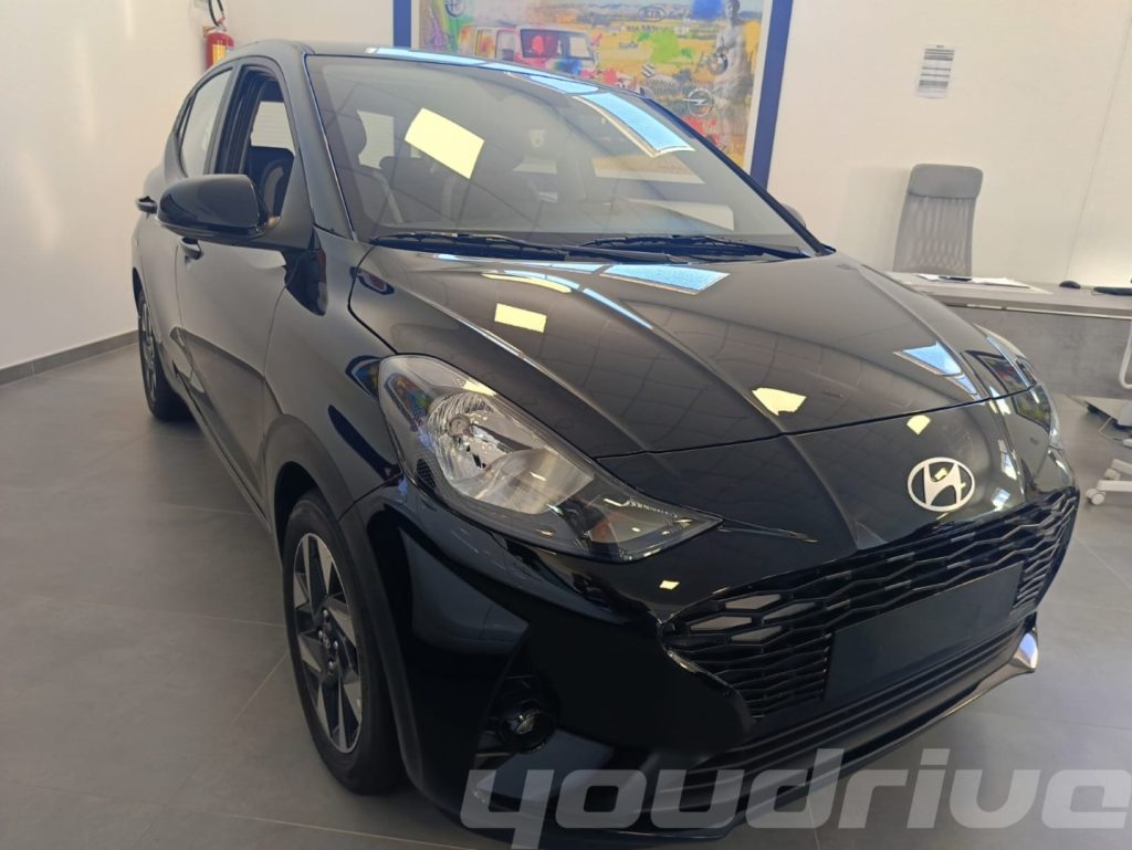 HYUNDAI i10 / 1.0 MPI Connectline MY 25 KM0 - 15
