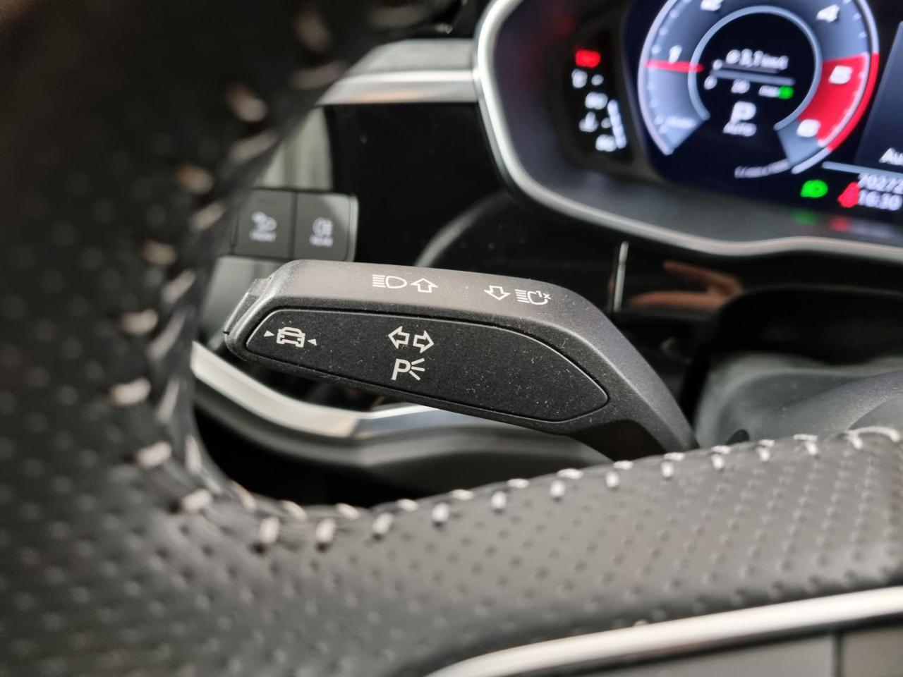 AUDI Q3 SPB 35 TDI S tronic S LINE edition - 12