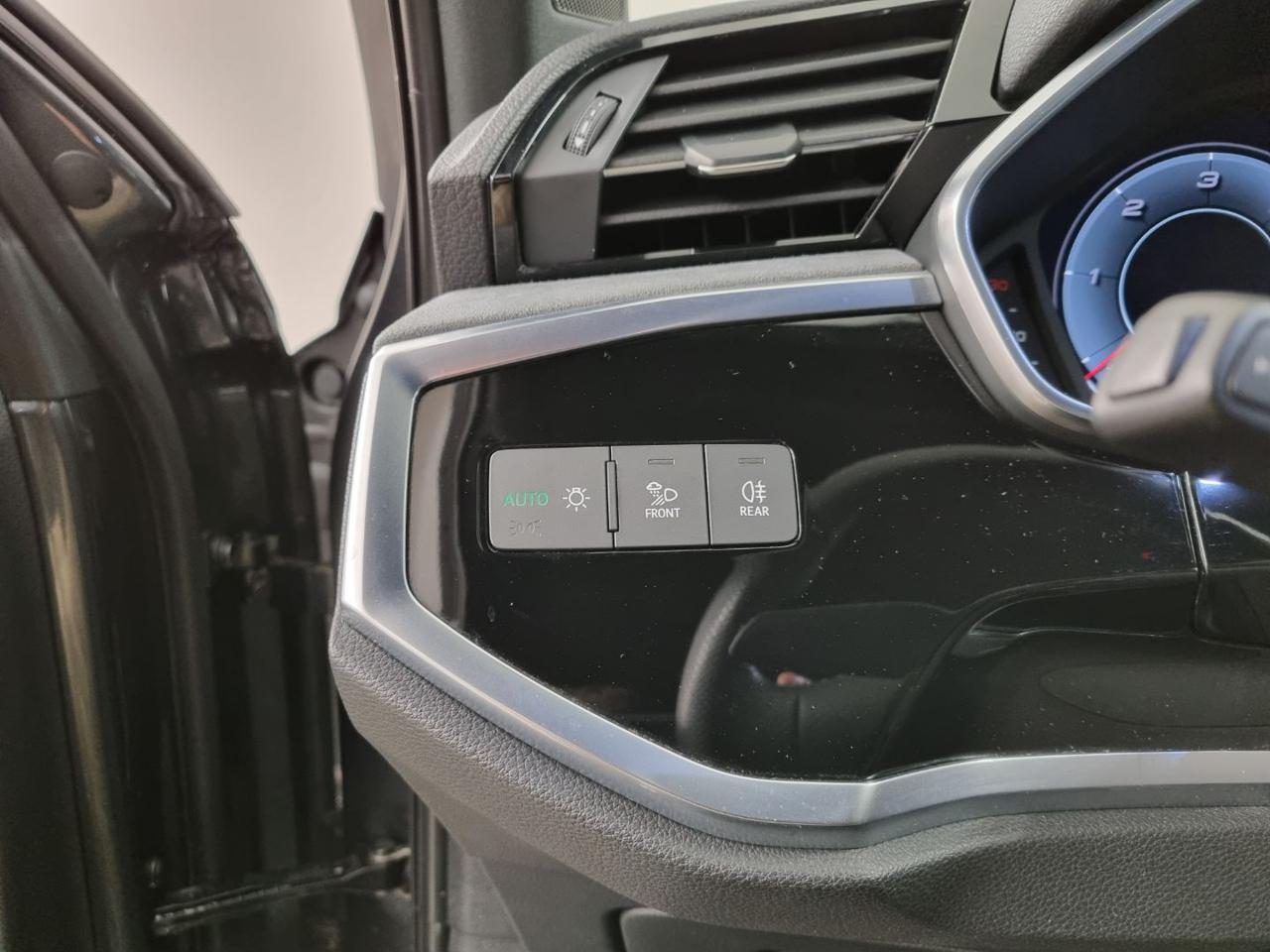 AUDI Q3 SPB 35 TDI S tronic S LINE edition - 24