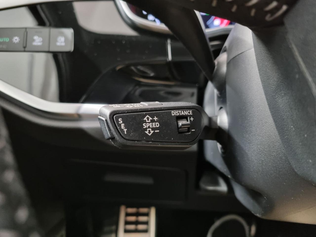 AUDI Q3 SPB 35 TDI S tronic S LINE edition - 30