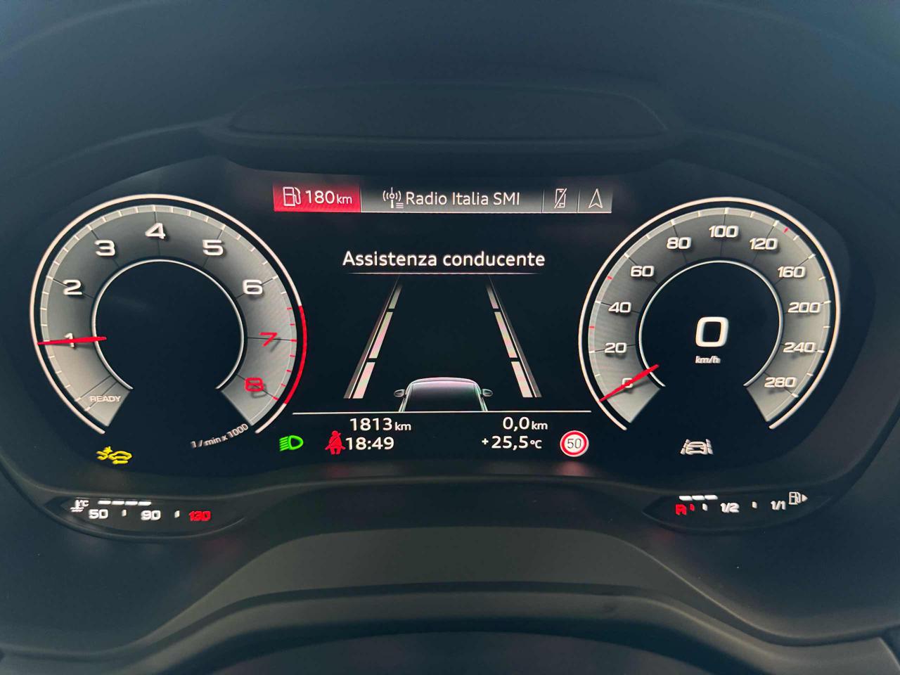 AUDI Q2 30 TFSI S line Edition Km 1813 - 7