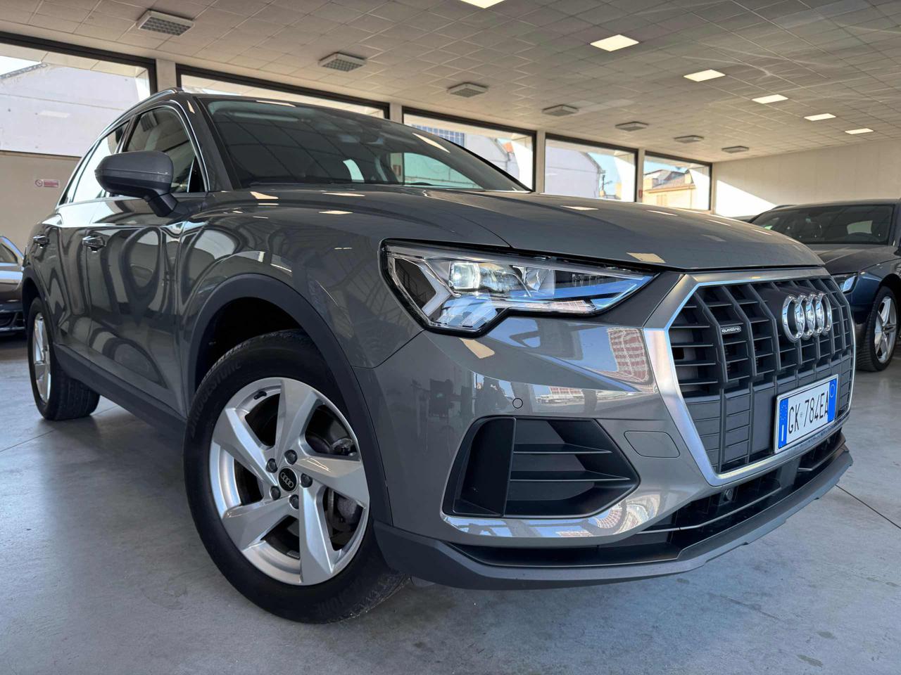 AUDI Q3 40 TDI quattro S tronic Business - 3