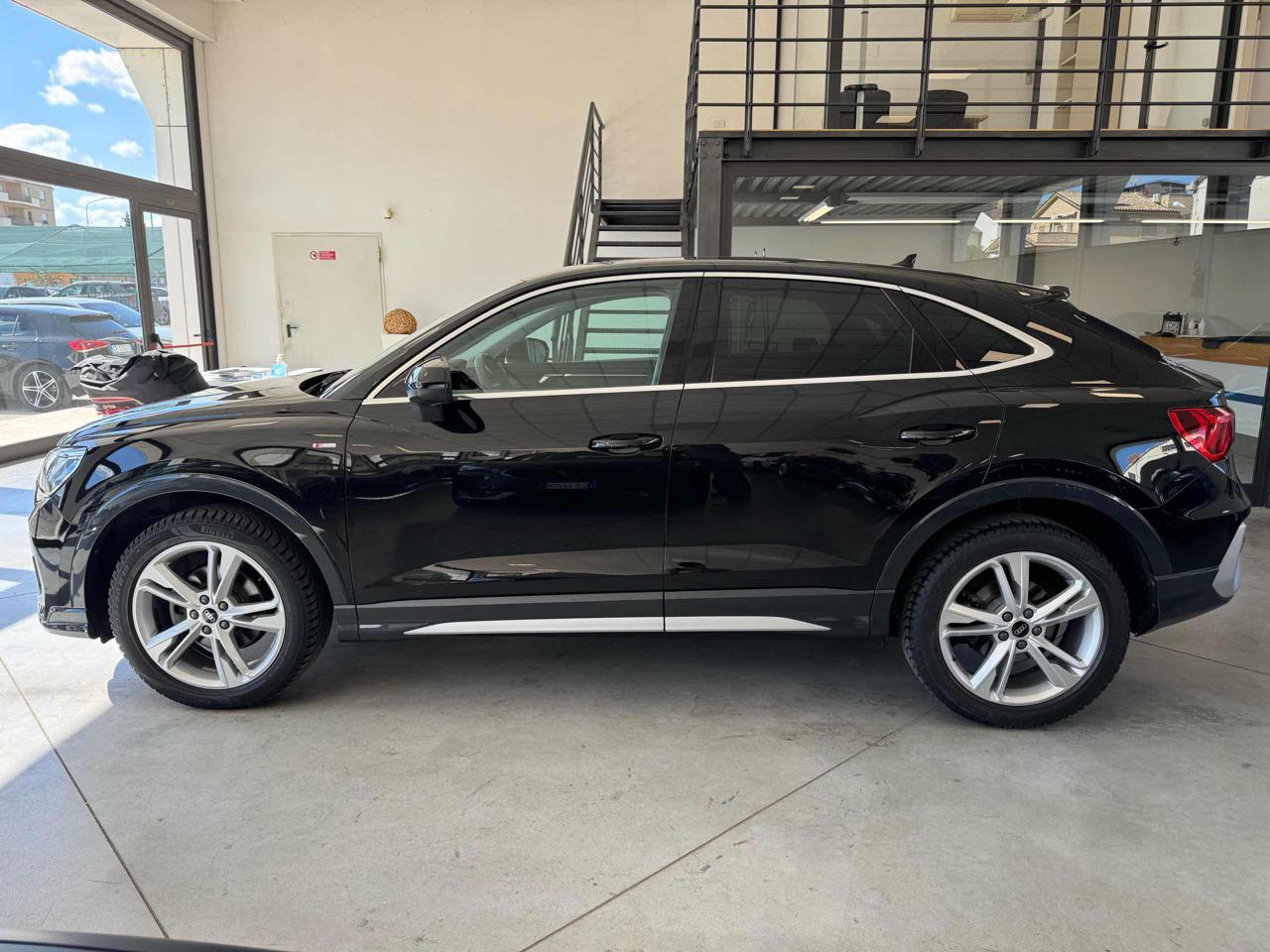 AUDI Q3 SPB 35 TDI S tronic S line edition - 6