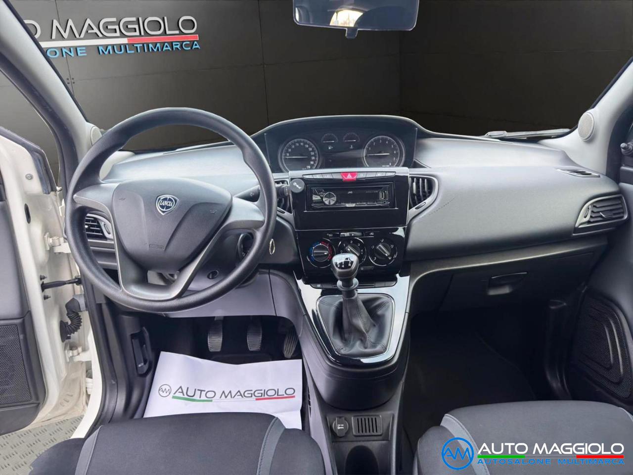 LANCIA Ypsilon 1.2 Benzina 69 CV 5 porte Silver PREZZO REALE - 10