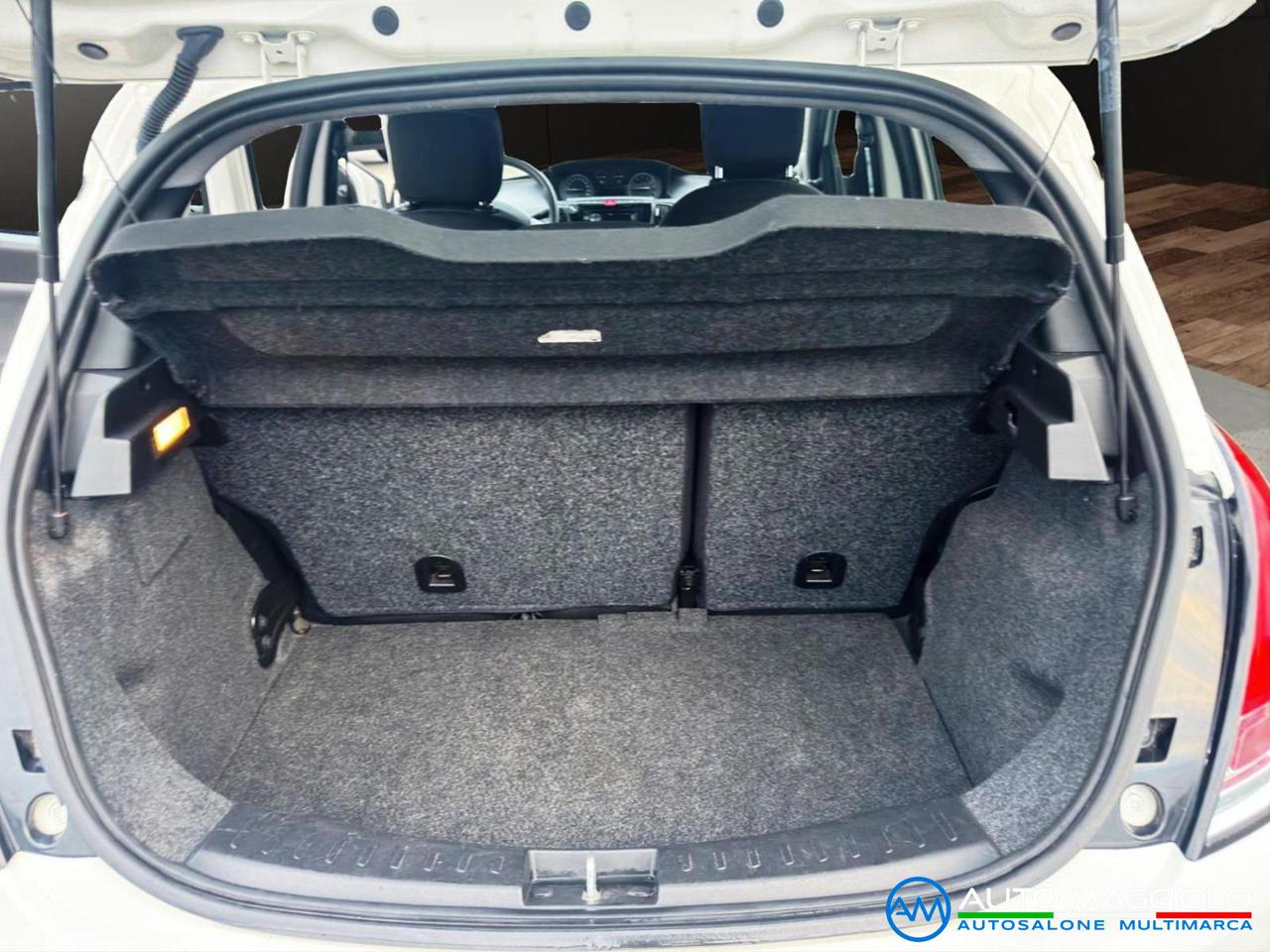 LANCIA Ypsilon 1.2 Benzina 69 CV 5 porte Silver PREZZO REALE - 15