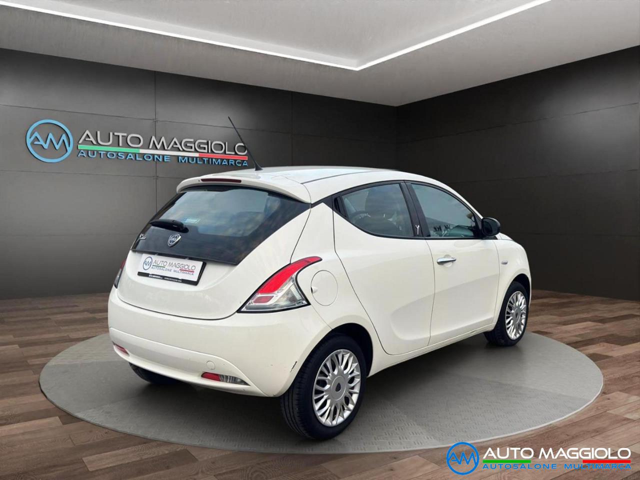LANCIA Ypsilon 1.2 Benzina 69 CV 5 porte Silver PREZZO REALE - 5