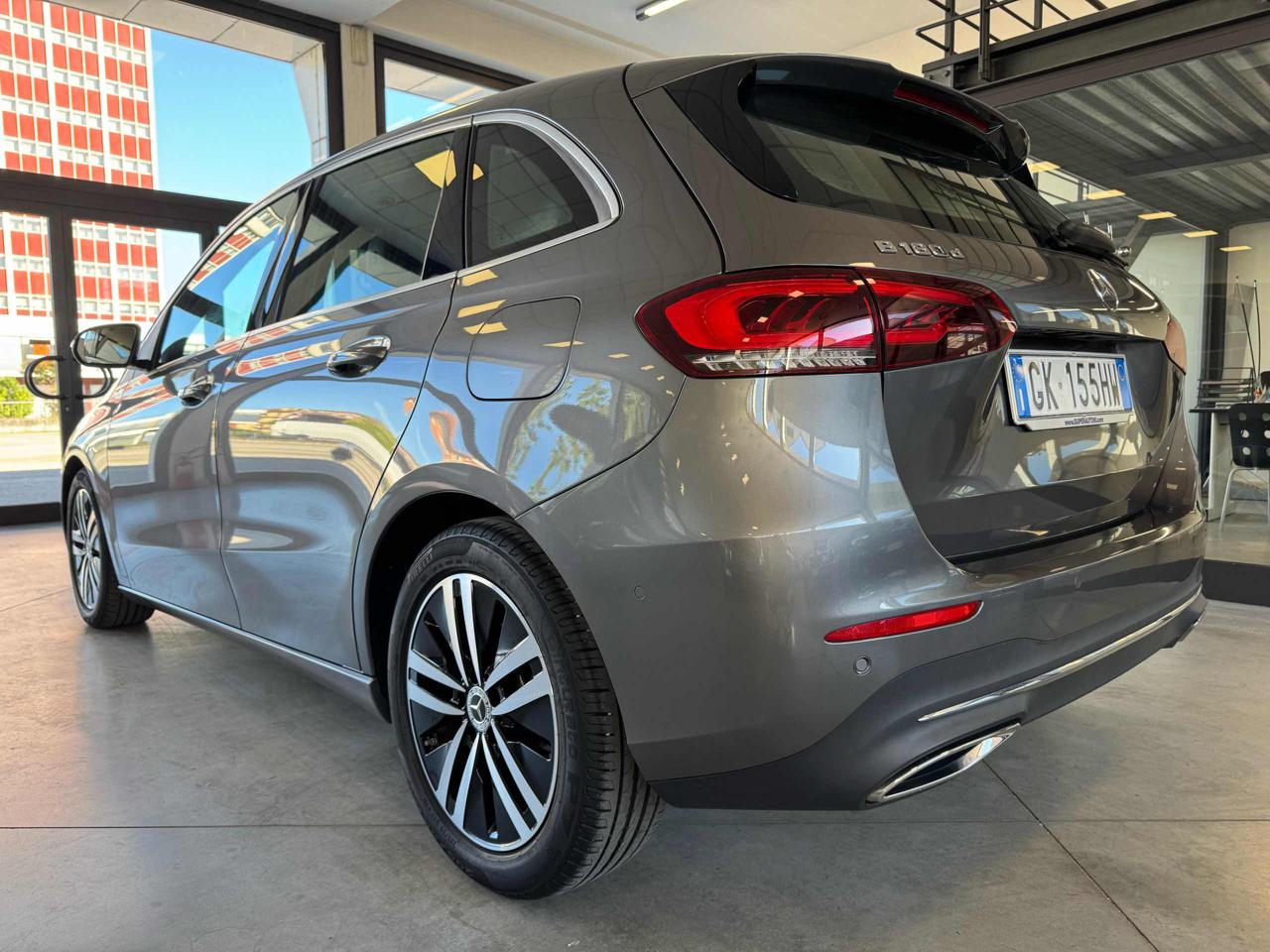 MERCEDES-BENZ B 180 d Automatic Sport Plus - 4